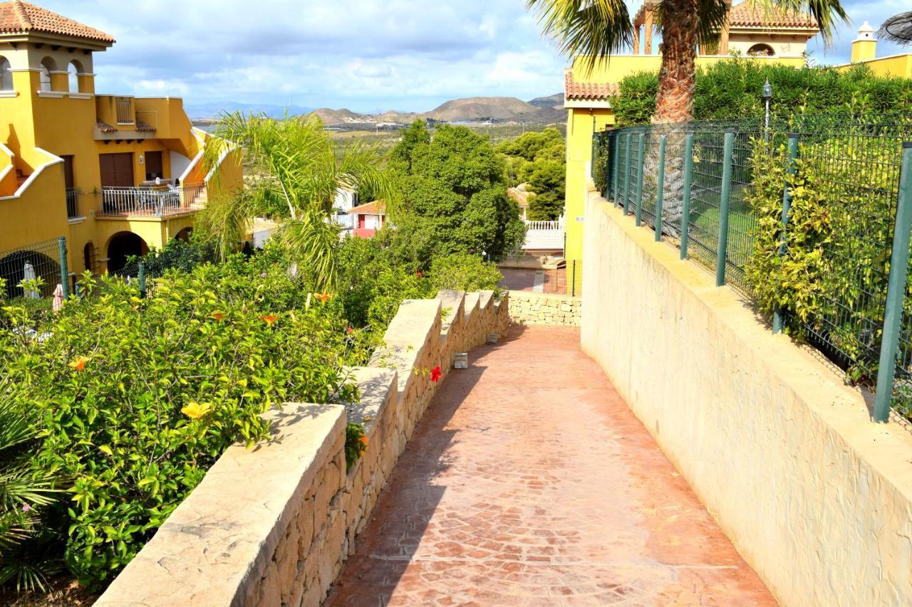 Apartamento Con Hermoso Jardin Y Ac Isla Plana Exterior foto