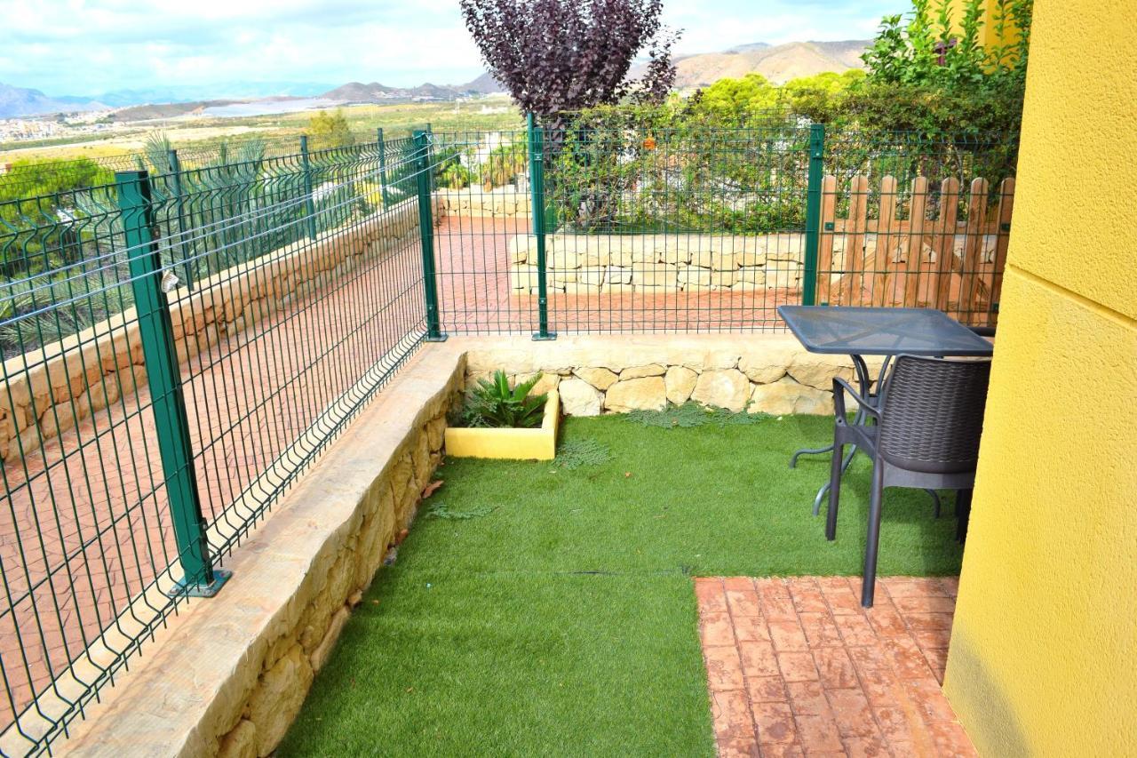Apartamento Con Hermoso Jardin Y Ac Isla Plana Exterior foto